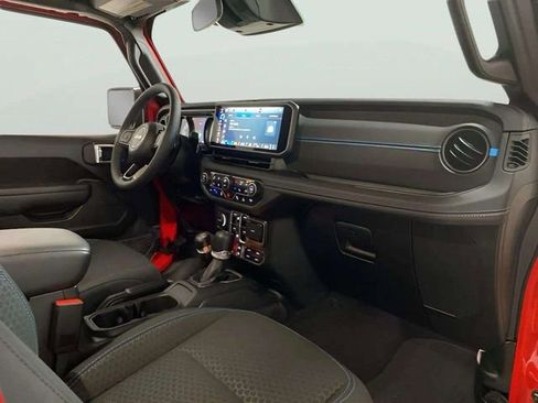 Used 2025 Jeep Wrangler Unlimited Rubicon 4xe w/ Safety Group image 17