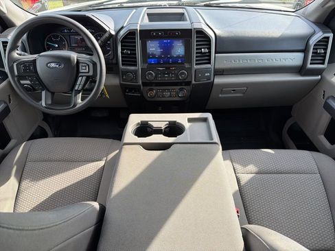 Used 2022 Ford F250 XLT w/ FX4 Off-Road Package AWD/4WD image 25