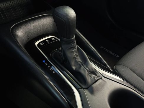 Certified 2026 Toyota Corolla LE FWD image 20