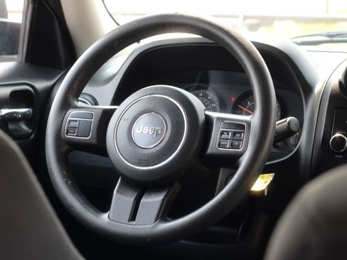 Used 2014 Jeep Patriot Sport w/ Power Value Group FWD image 14