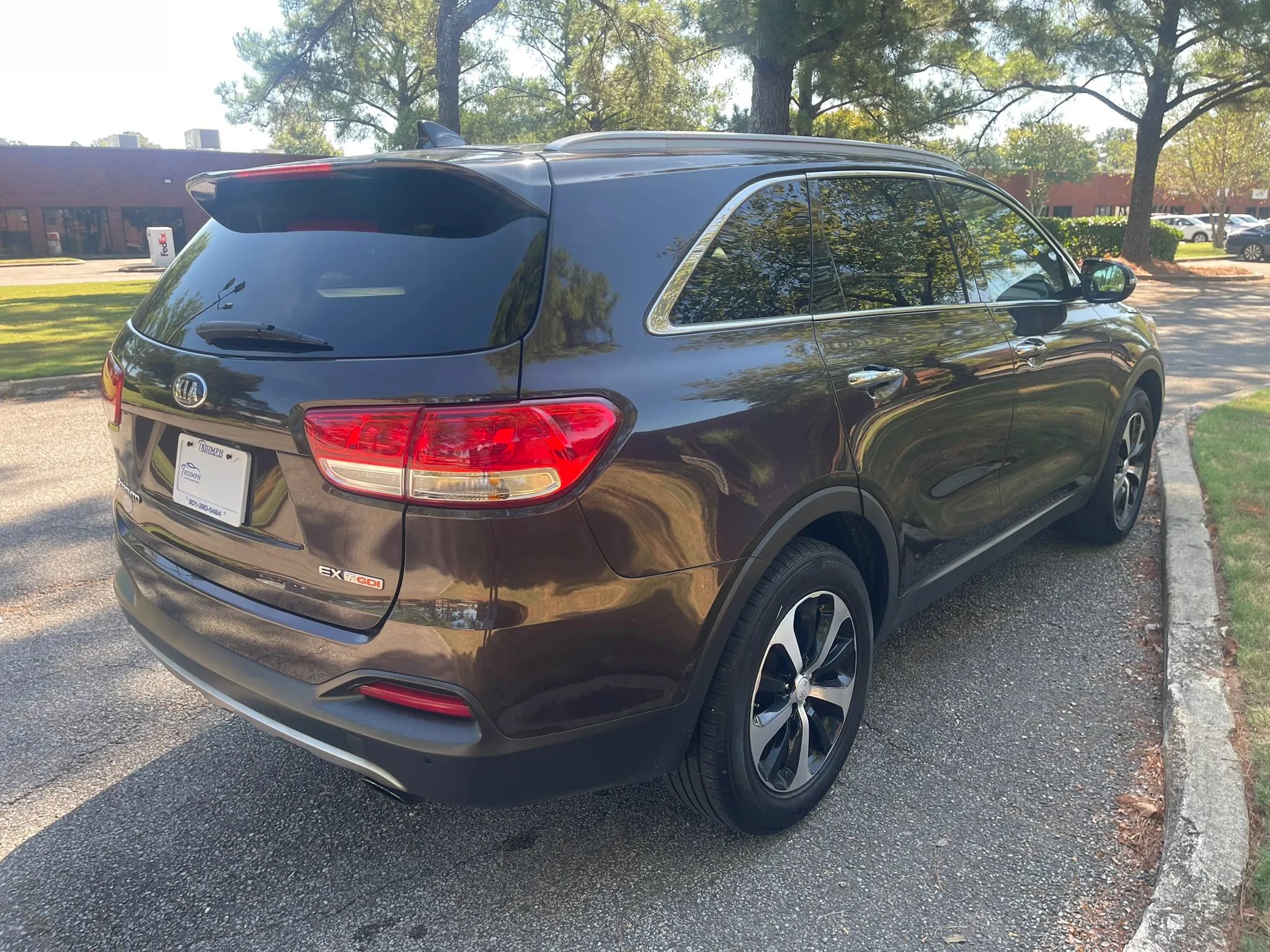 Used 2017 Kia Sorento EX FWD image 5