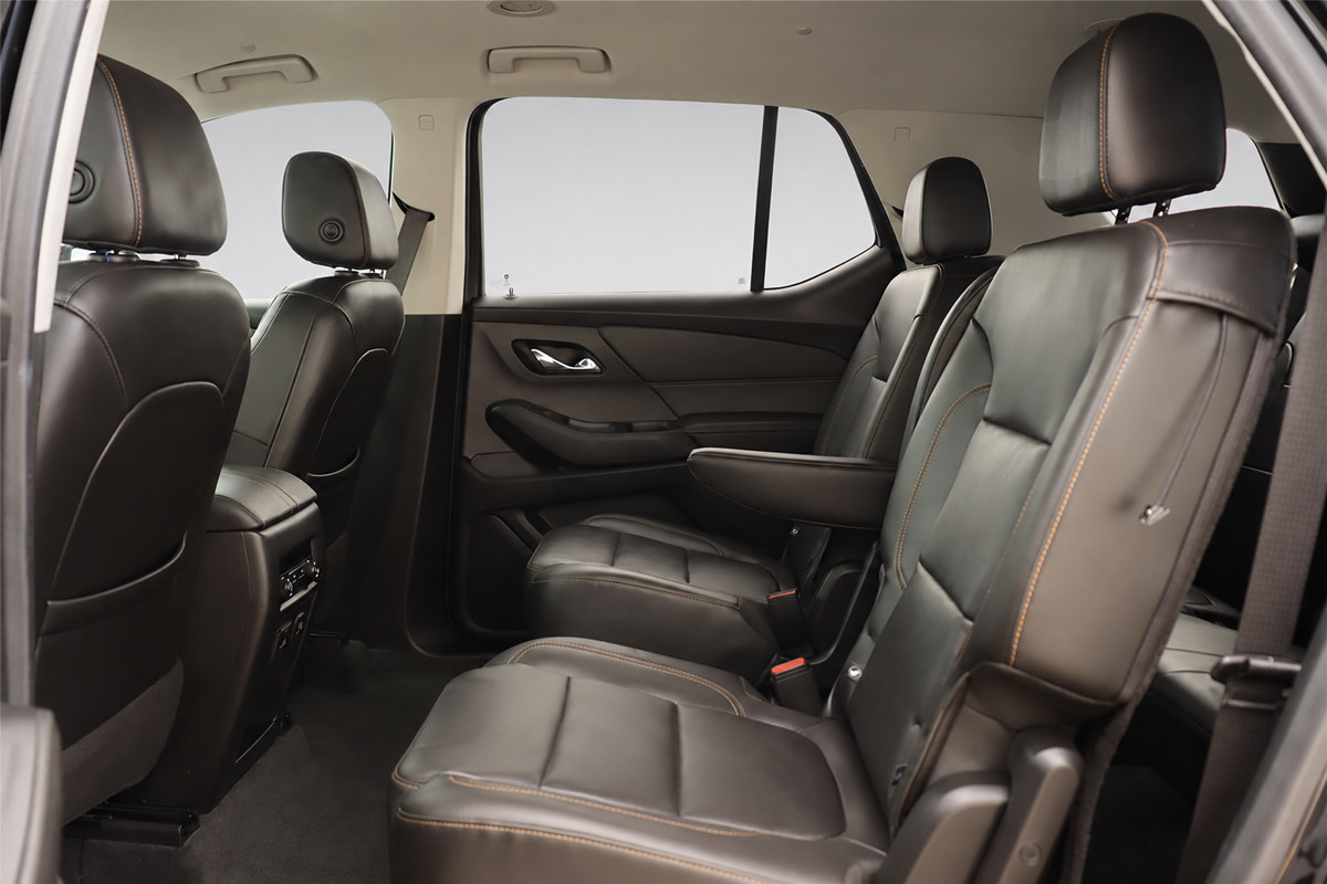 Used 2020 Chevrolet Traverse RS FWD image 18