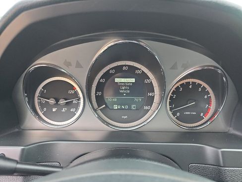 Used 2010 Mercedes-Benz C 300 Sedan image 15