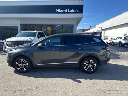 Used 2024 Kia Sportage EX FWD image 5