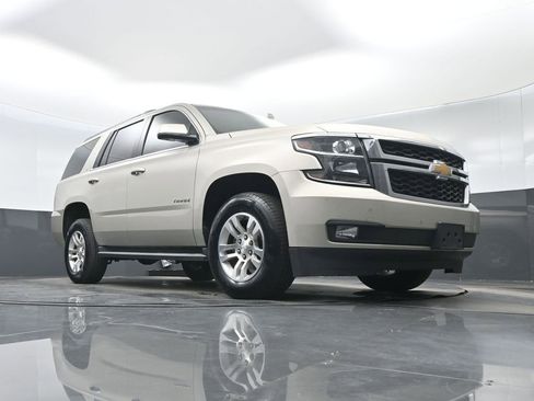 Used 2017 Chevrolet Tahoe LT AWD/4WD image 32