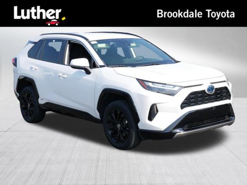 Used 2024 Toyota RAV4 SE AWD/4WD image 1