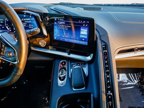 Used 2024 Chevrolet Corvette Stingray w/ Z51 Performance Package image 14