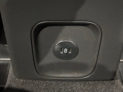 Used 2025 Ford Escape ST-Line AWD/4WD image 76