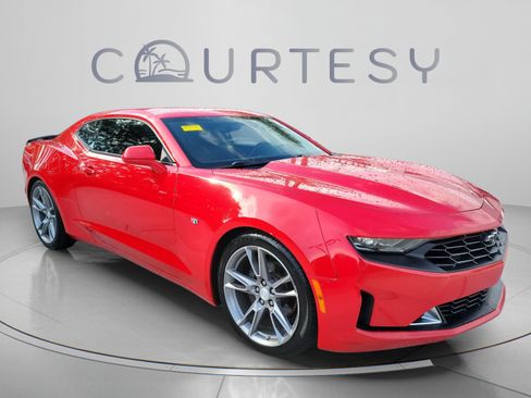Used 2019 Chevrolet Camaro LT w/ RS Package RWD image 4