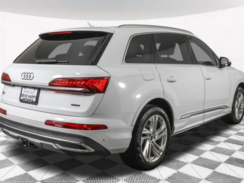 Used 2023 Audi Q7 3.0T Premium w/ Convenience Package AWD/4WD image 19