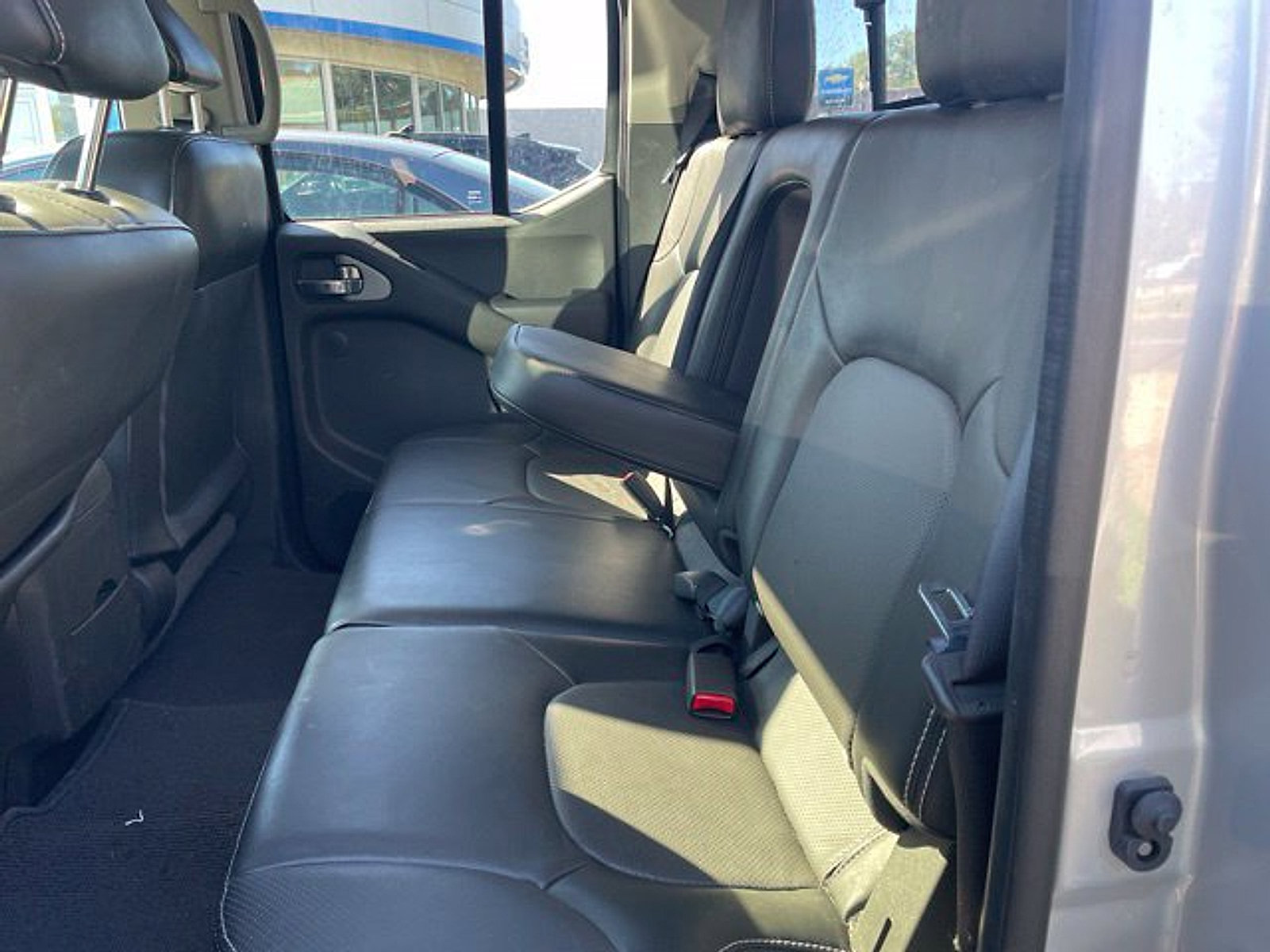 Certified 2021 Nissan Frontier PRO-4X w/ Pro-4x Utility Package AWD/4WD image 9