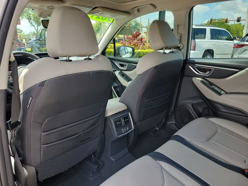 Used 2021 Subaru Forester Limited AWD/4WD image 12