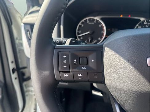 Certified 2025 Nissan Rogue SV AWD/4WD image 14