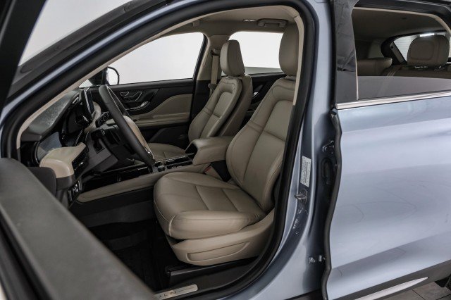 Used 2022 Lincoln Corsair FWD image 26