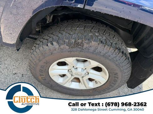 Used 2016 Toyota 4Runner 4WD SR5 Premium image 9