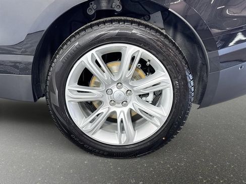 Used 2025 Land Rover Range Rover Velar S image 33