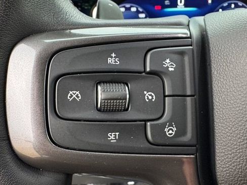 Used 2024 Chevrolet Silverado 1500 High Country w/ Technology Package image 7