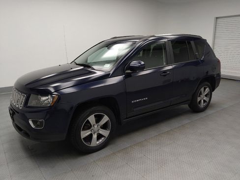 Used 2016 Jeep Compass High Altitude image 2
