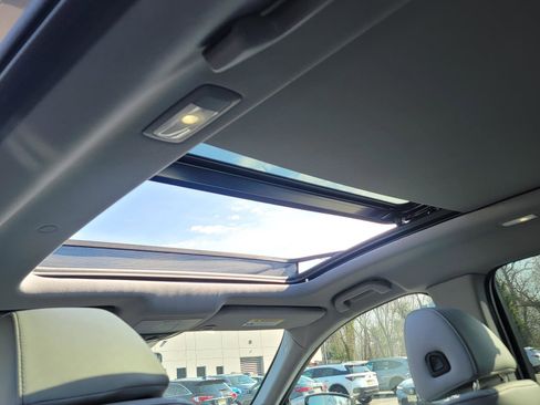 Certified 2023 Acura MDX SH-AWD w/ Technology Package image 29