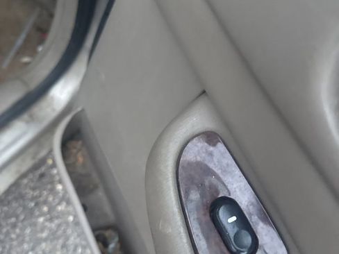 Used 2003 Buick Century Custom w/ Preferred Equipment Group 1SB image 34