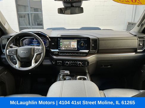 Used 2023 Chevrolet Silverado 1500 LT Trail Boss w/ Convenience Package II image 13