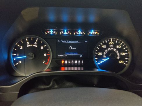 Used 2017 Ford F150 XLT w/ Equipment Group 301A Mid RWD image 23
