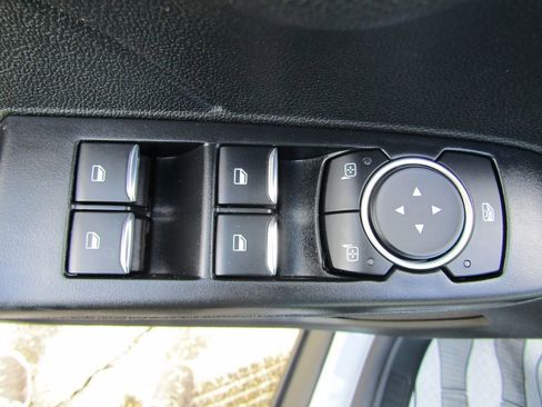 Used 2025 Ford Escape SE FWD image 23