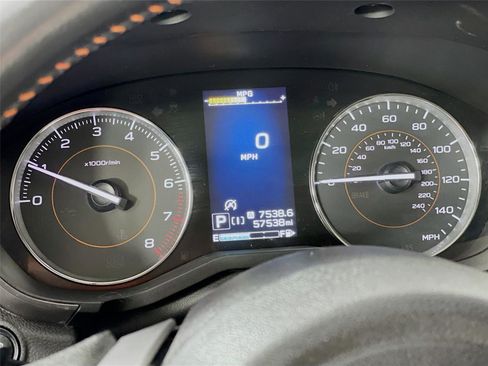 Used 2020 Subaru Crosstrek 2.0i Limited w/ Moonroof Package image 16