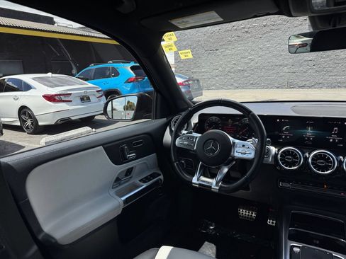 Used 2022 Mercedes-Benz GLB 35 AMG 4MATIC image 20