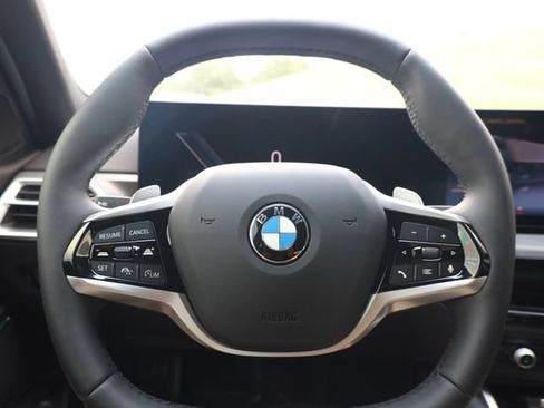 Used 2025 BMW 330i xDrive Sedan w/ Premium Package AWD/4WD image 14