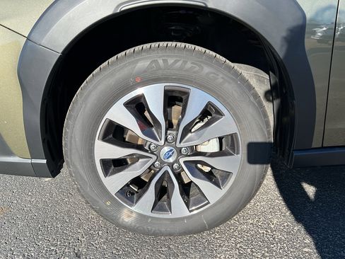 Certified 2025 Subaru Outback Limited image 9