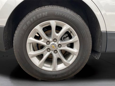 Used 2020 Chevrolet Equinox LS image 15