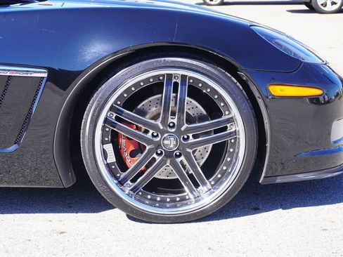 Used 2008 Chevrolet Corvette Convertible w/ Preferred Equipment Group RWD image 21