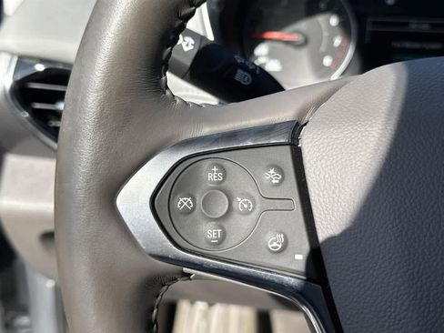 Used 2018 Chevrolet Traverse Premier image 18