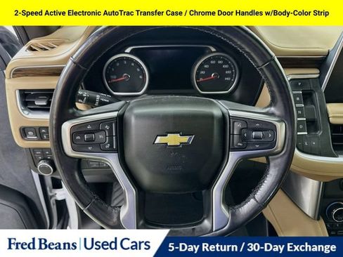 Used 2021 Chevrolet Tahoe Premier w/ Premium Package AWD/4WD image 17