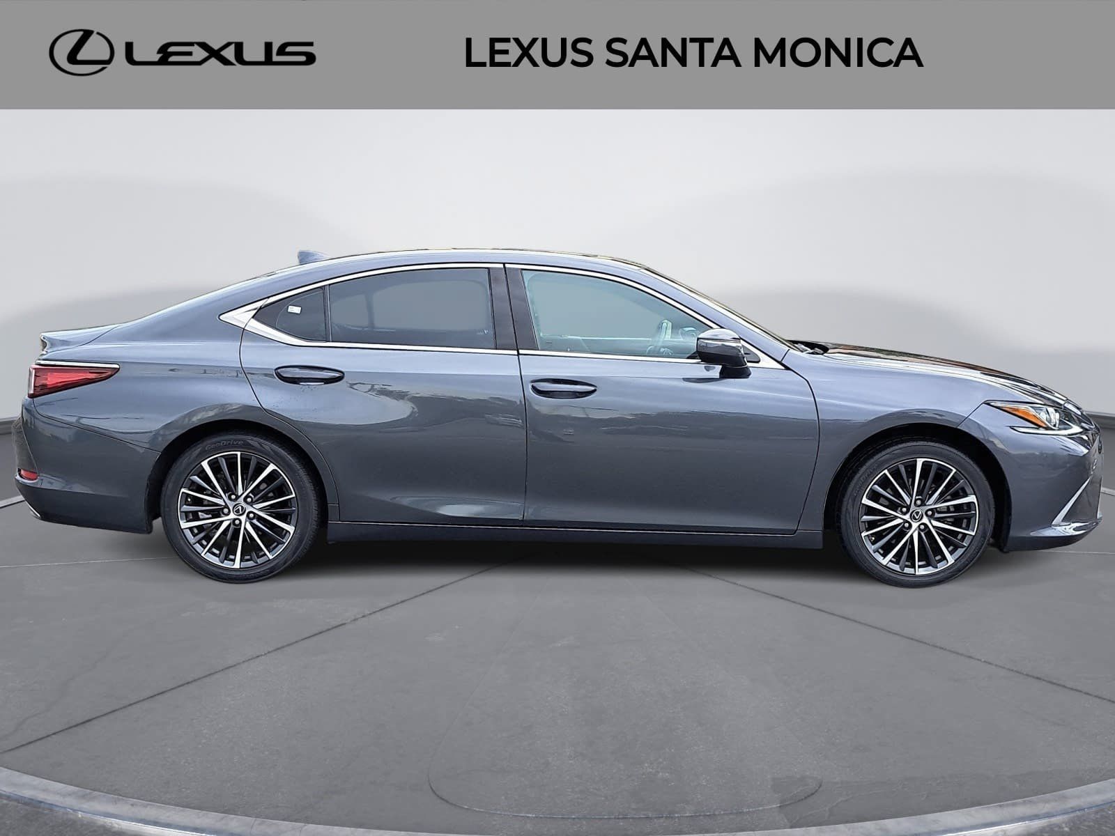 Used 2023 Lexus ES 350 w/ Premium Package FWD image 4