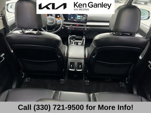 Certified 2025 Kia Sorento S w/ Panoramic Sunroof Package image 54