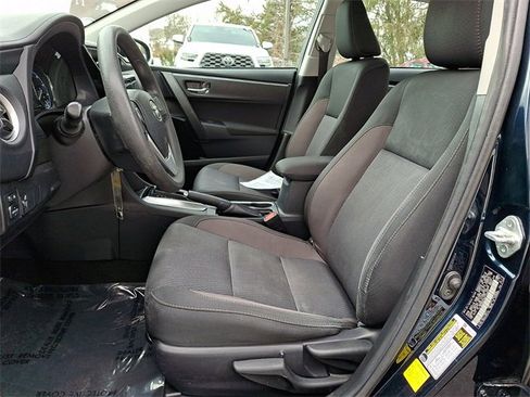 Used 2019 Toyota Corolla LE image 14