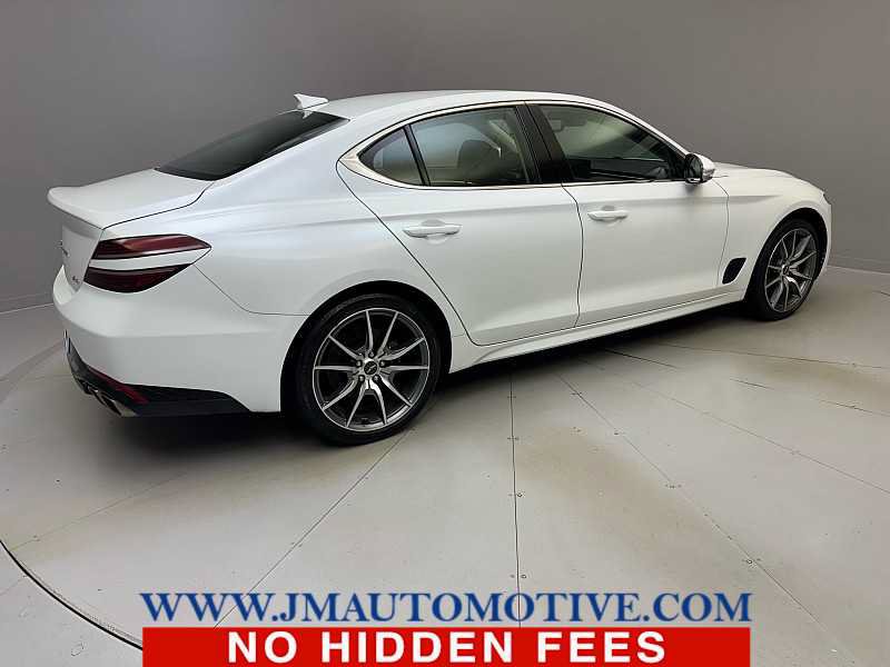 Used 2023 Genesis G70 2.0T AWD/4WD image 5