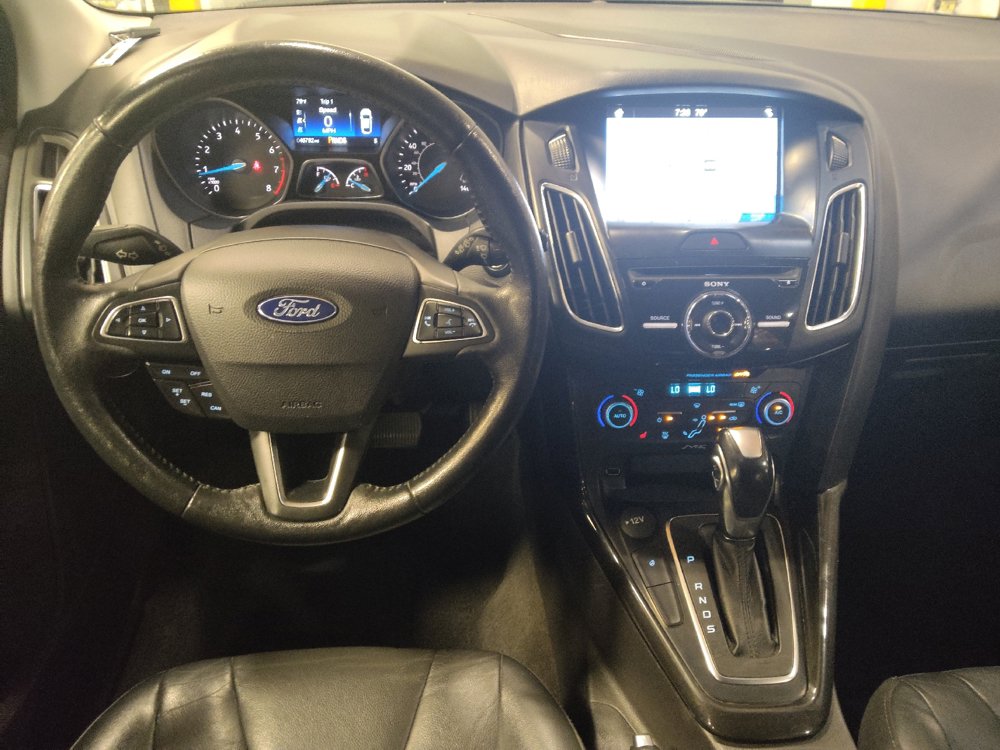 Used 2018 Ford Focus Titanium FWD image 22