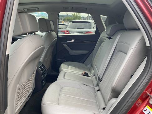 Used 2018 Audi Q5 2.0T Premium w/ Convenience Package AWD/4WD image 21