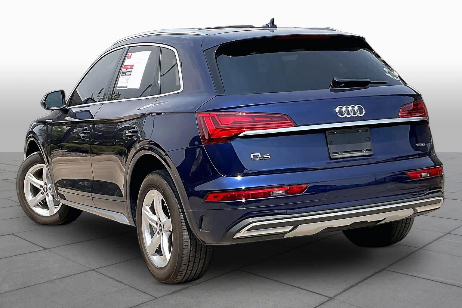 Used 2023 Audi Q5 2.0T Premium w/ Convenience Package AWD/4WD image 12