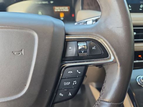 Used 2022 Lincoln Nautilus Reserve image 23