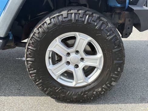 Used 2010 Jeep Wrangler Sport AWD/4WD image 14