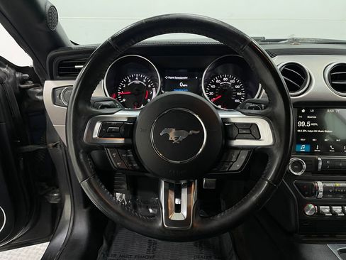 Used 2018 Ford Mustang Premium image 21