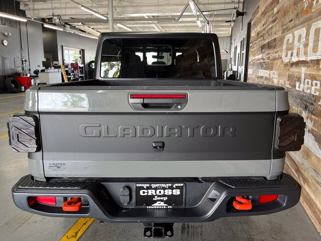 Used 2022 Jeep Gladiator Mojave w/ Cold Weather Group AWD/4WD image 26