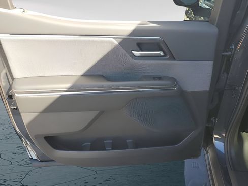 New 2026 GMC Sierra EV Elevation w/ Premium Package AWD/4WD image 17