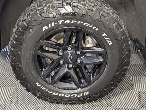 Used 2021 Chevrolet Silverado 1500 LT Trail Boss w/ LT Trail Boss Premium Package image 8
