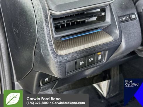 Used 2025 Toyota Prius XLE AWD/4WD image 13