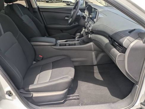 Used 2024 Nissan Sentra SV FWD image 26